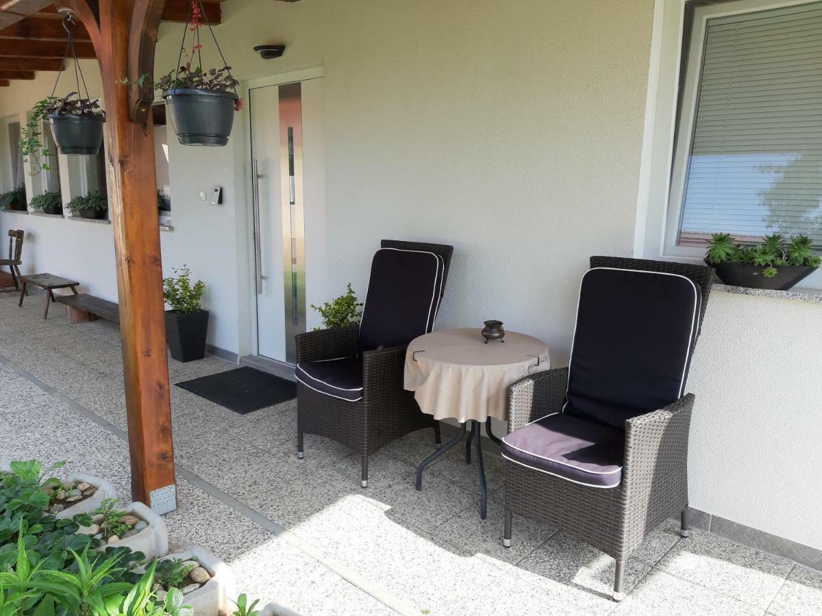 Apartments Isabella Птуй Экстерьер фото